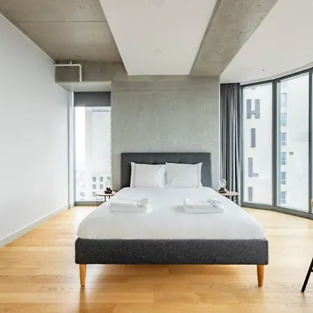 Hébergement de vacances Gorgeous 3bd2bath Bright Airy Penthouse! #355 *