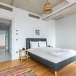 Casa vacanze Gorgeous 3bd2bath Bright Airy Penthouse! #355 *