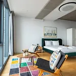 Feriehus Gorgeous 3bd2bath Bright Airy Penthouse! #355 *