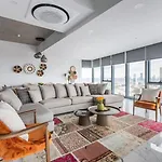 Feriehus Gorgeous 3bd2bath Bright Airy Penthouse! #355 Istanbul