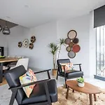 Gorgeous 3bd2bath Bright Airy Penthouse! #355 Casa vacanze Provincia di Istanbul