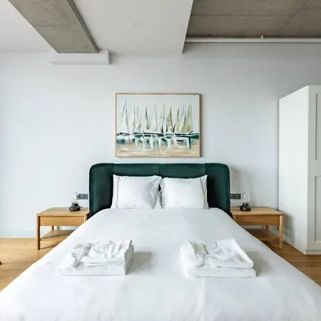 Tatil Evi Gorgeous 4bd2bath Bright Airy Penthouse! #355 *