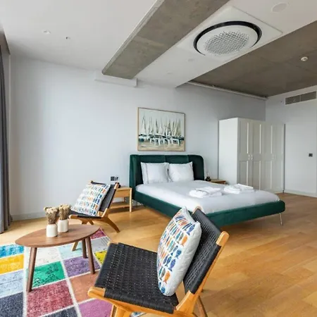 Tatil Evi Gorgeous 4bd2bath Bright Airy Penthouse! #355