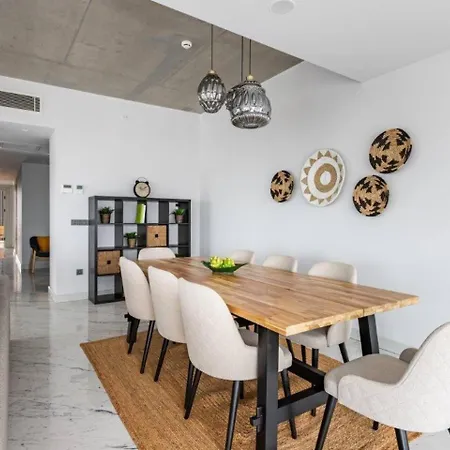 Tatil Evi Gorgeous 4bd2bath Bright Airy Penthouse! #355 *