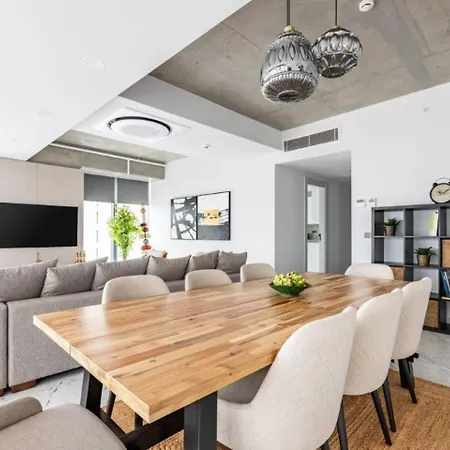 Сasa de vacaciones Gorgeous 4bd2bath Bright Airy Penthouse! #355 *