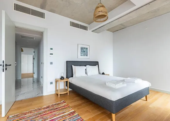 Сasa de vacaciones Gorgeous 3bd2bath Bright Airy Penthouse! #355 *