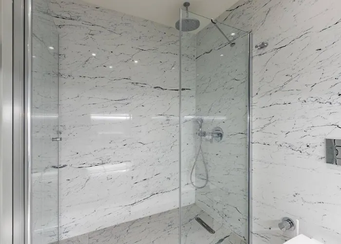 Gorgeous 3bd2bath Bright Airy Penthouse! #355