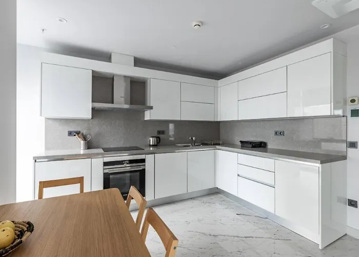 Сasa de vacaciones Gorgeous 3bd2bath Bright Airy Penthouse! #355 Estambul