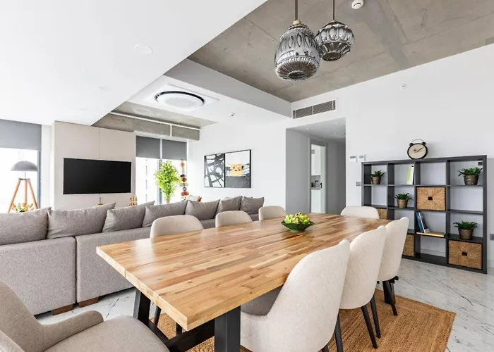 Сasa de vacaciones Gorgeous 3bd2bath Bright Airy Penthouse! #355 *