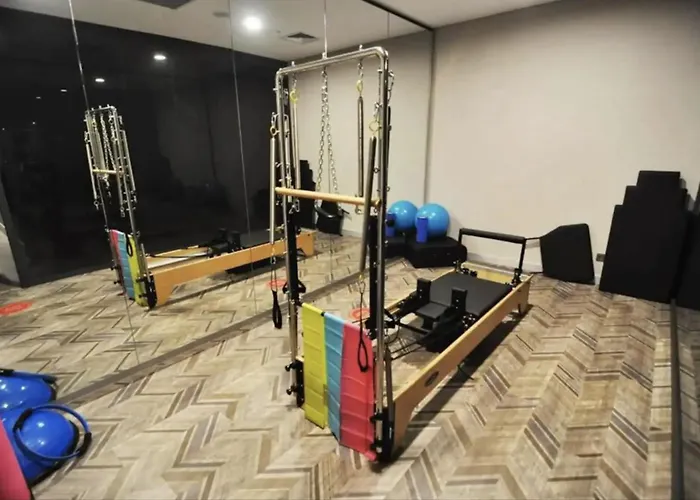 Gorgeous 3bd2bath Bright Airy Penthouse! #355 Estambul